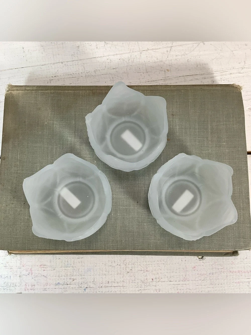 PartyLite Frosted Lotus Tulip Tea Light Candle Holders - Picture 5 of 11